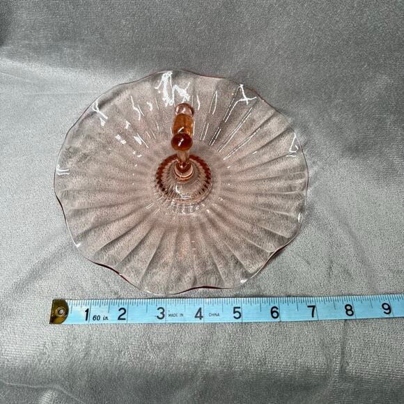 Vintage Pink Depression Glass Candy Dish Center Handle 7" - Picture 5 of 6